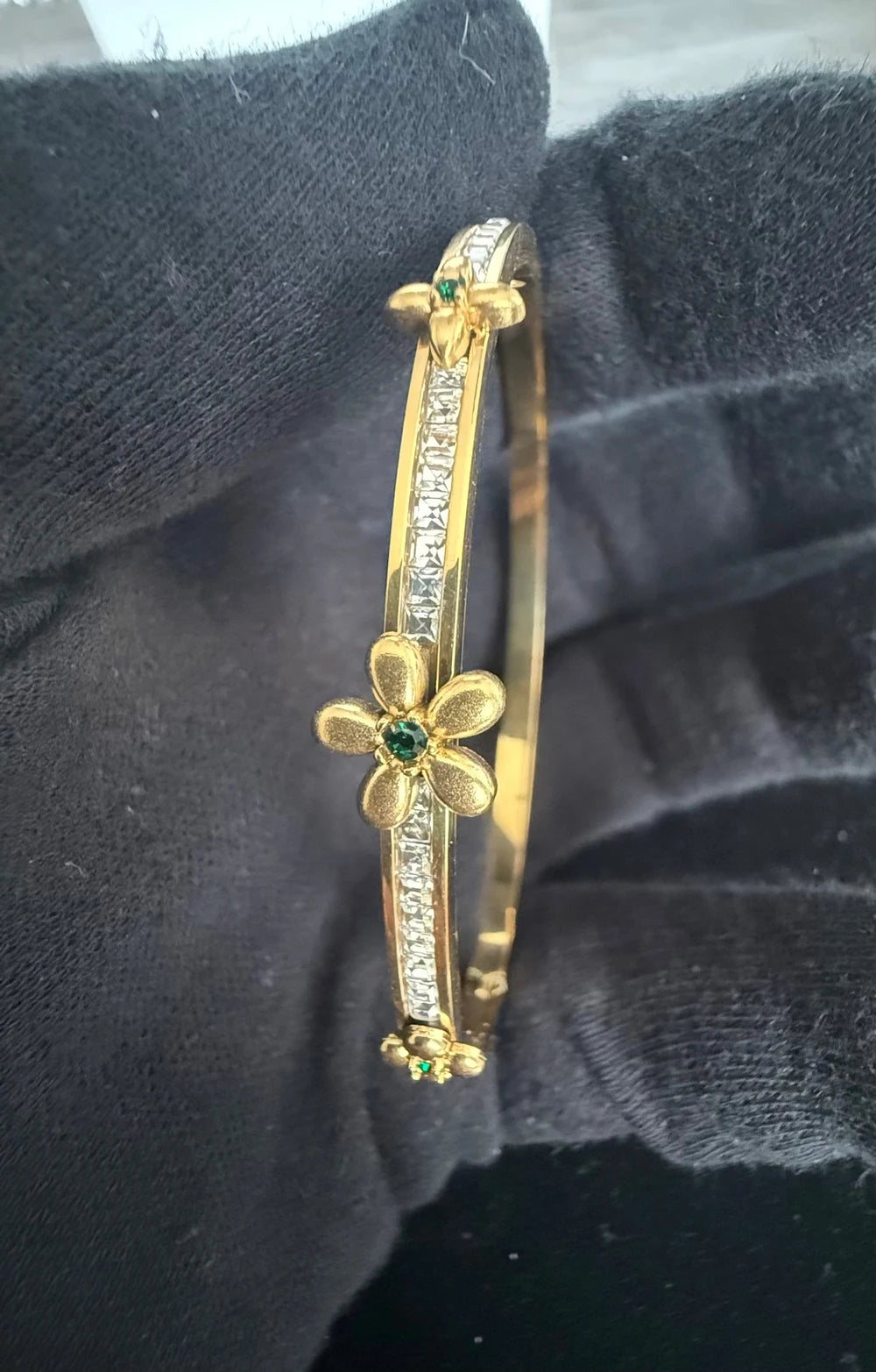 Stainless Steel Floral Crystal Bangle Bracelet – Gold or Silver