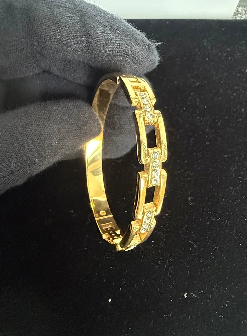 Geometric Crystal Link Stainless Steel Bangle Bracelet – Gold or Silver