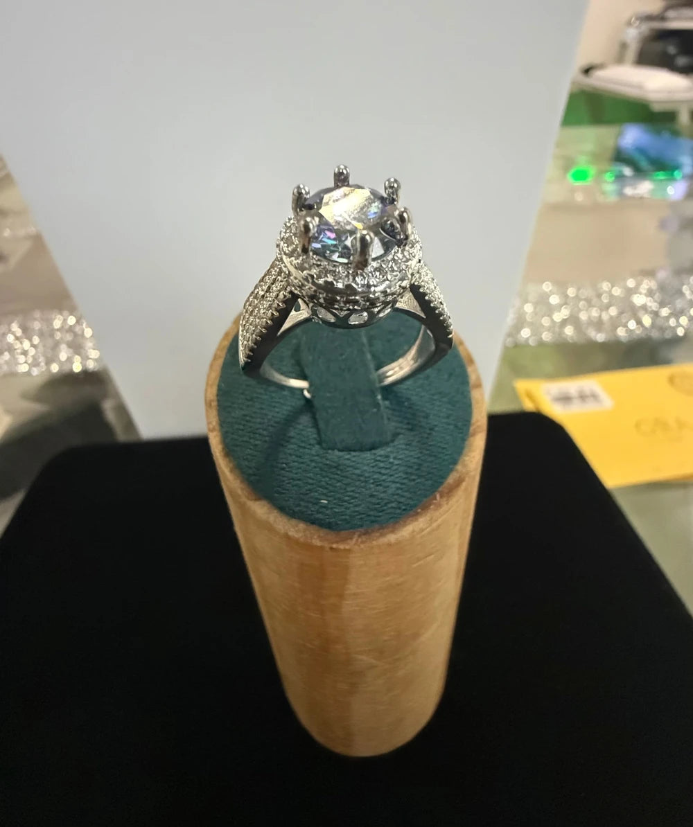 2.0 CT Round Moissanite Halo Statement Ring – GRA Certified – Silver-Tone Adjustable Ring 7180